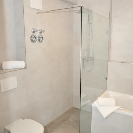 Urbanliving-regensburg, Voll Ausgestattetes Fuer Bis Zu 3 Personen 레겐스부르크
