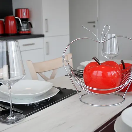 Urbanliving-regensburg, Voll Ausgestattetes Fuer Bis Zu 3 Personen * 레겐스부르크