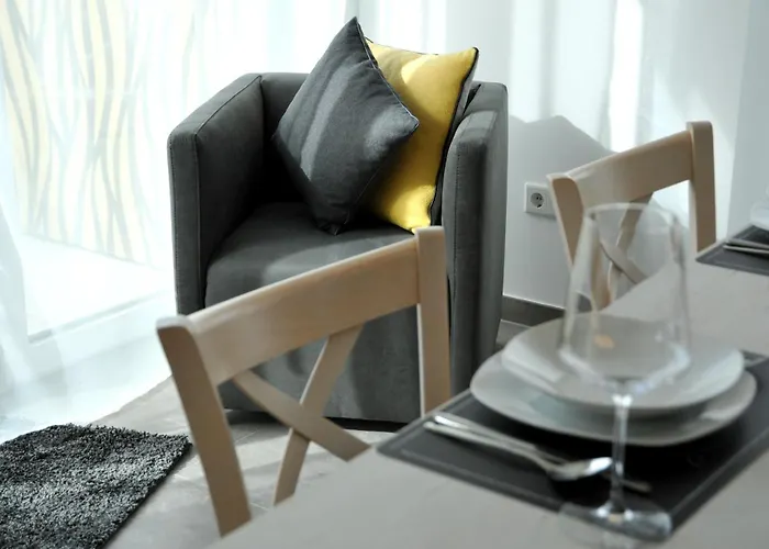 Appartement Urbanliving-regensburg, Voll Ausgestattetes Fuer Bis Zu 3 Personen *